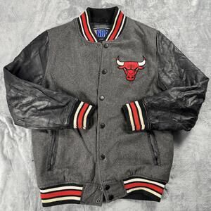 Chicago Bulls Varsity Mens M Gray Wool Blend NBA Letterman Style Coat See Descip